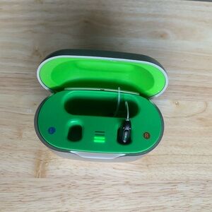 Phonak Charger Case Go With Right Side Hearing Aid